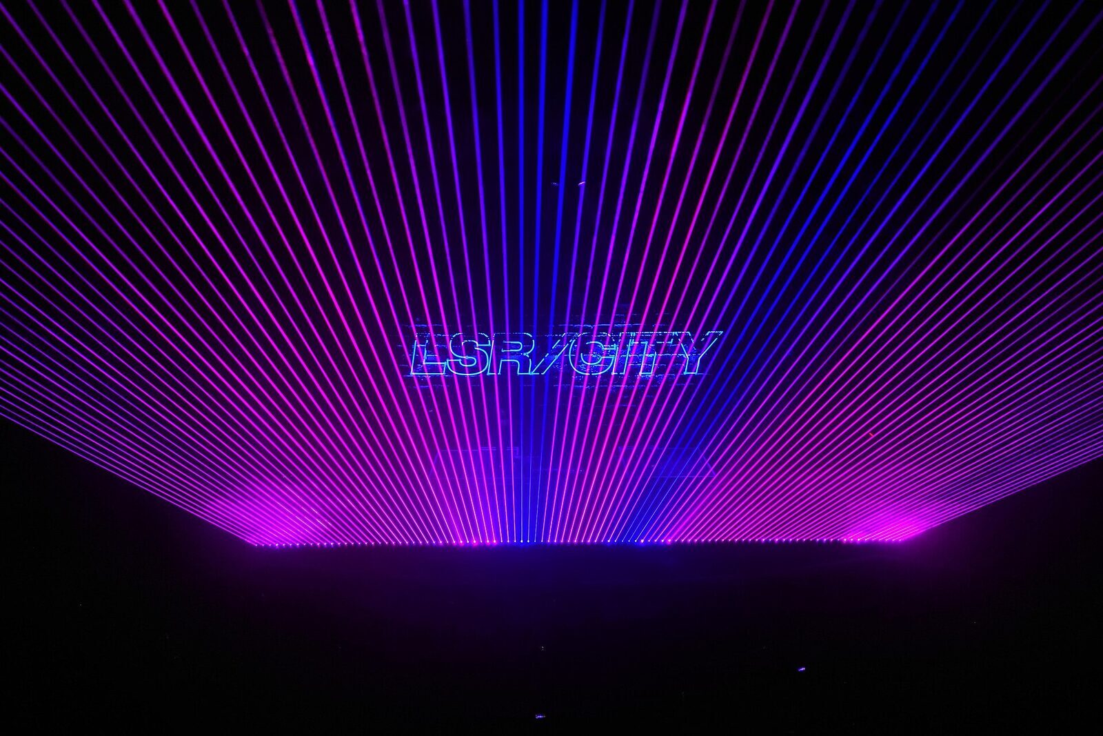 Czy koncert DJ BoBo jest odpowiedni dla dzieci? Impreza rodzinna w Ergo Arenie Gdańsk 2026